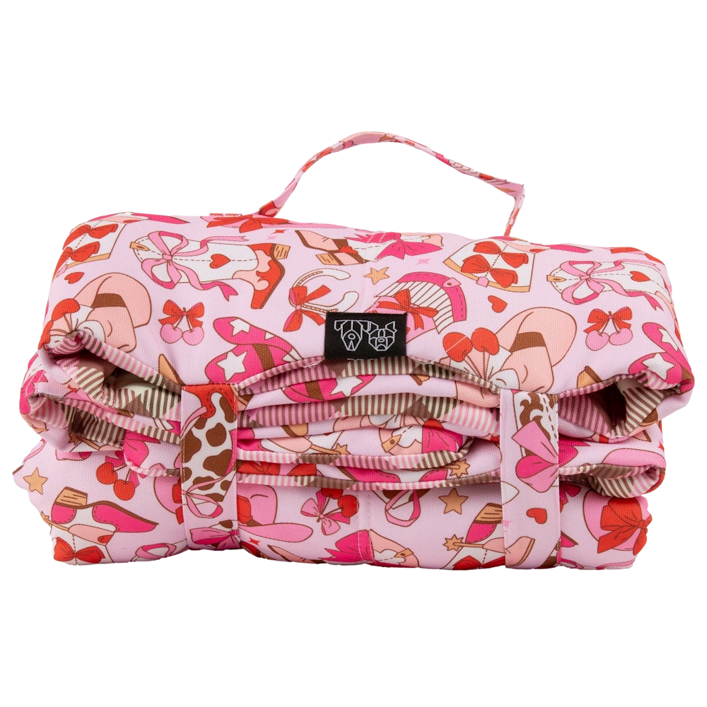 Big & Little Dogs Rodeo Queen On the Go Pet Mat